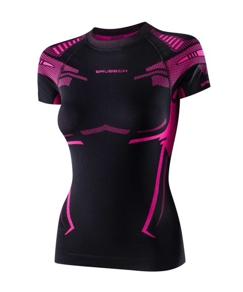 Особенности женского термобелья с коротким рукавом